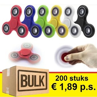 *** 大宗优惠 *** 指尖陀螺 FIDGET SPINNERS (200个)