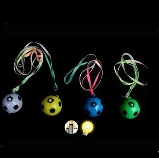 发光 LED 足球项链挂件 (48个装)